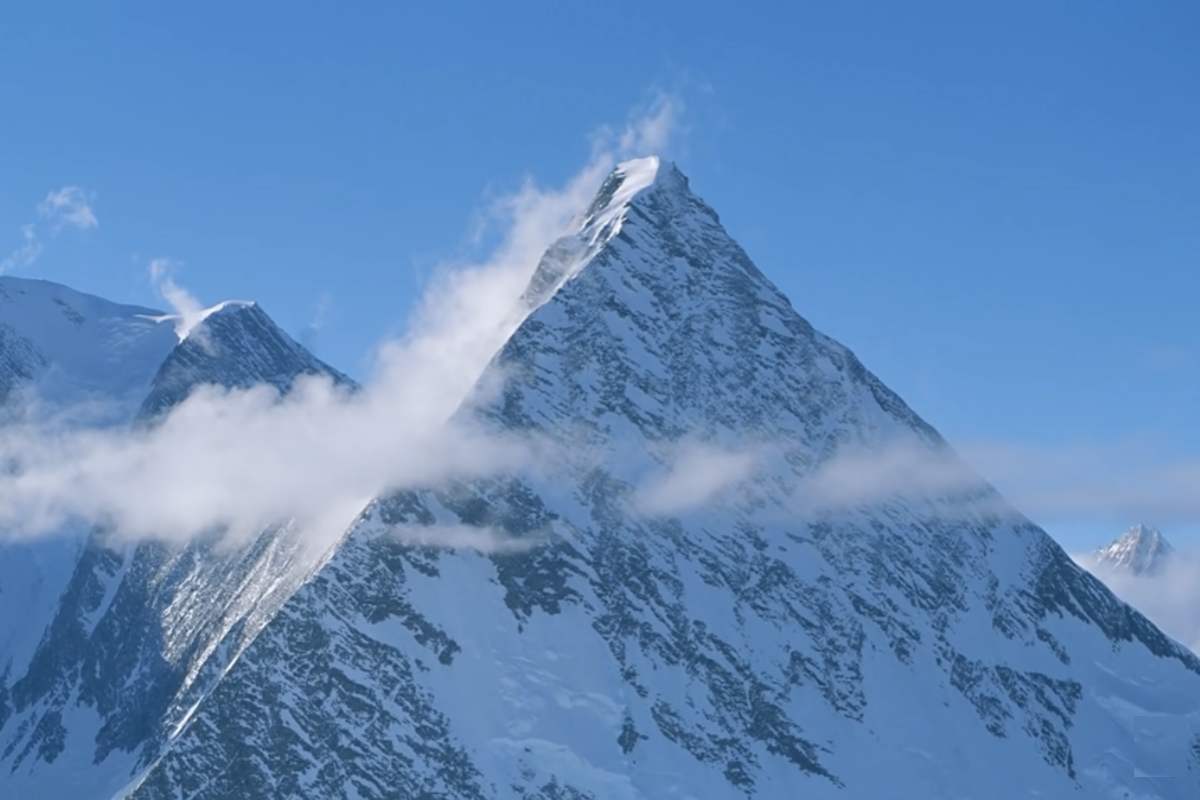 Misteriosa piramide scoperta nel ghiaccio artico, qualcosa di davvero epocale 