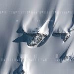 Misteriosa formazione rocciosa, sembra proprio essere una piramide in Antartide, scoperta epocale