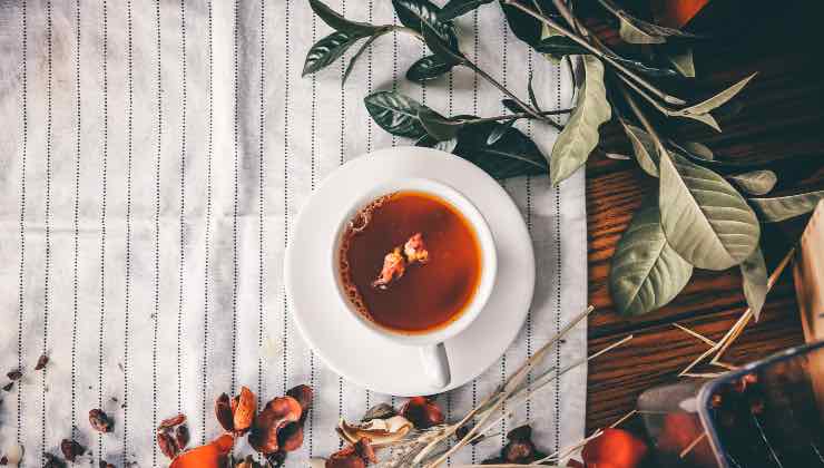 Ecco alcuni trucchi per un tè fatto in casa impeccabile